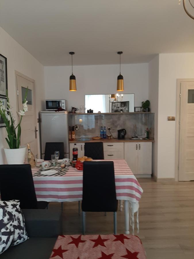 Hollywood Apartament Kosciuszki Лодзь Экстерьер фото